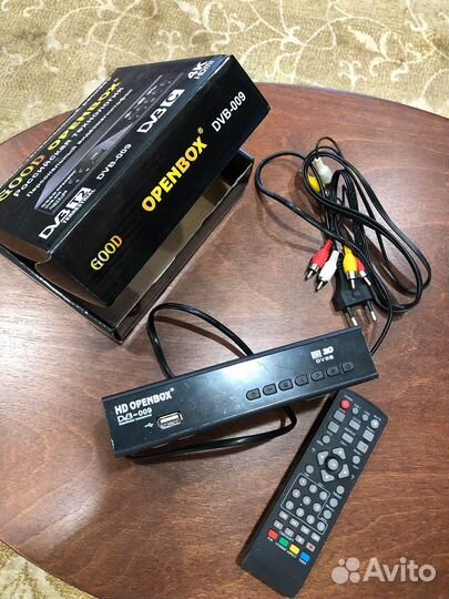Цифровая тв приставка Openbox 20 каналов