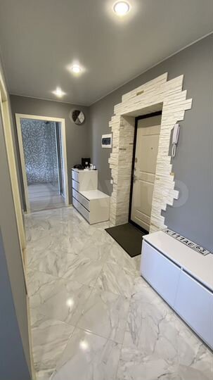 2-к. квартира, 50 м², 1/3 эт.