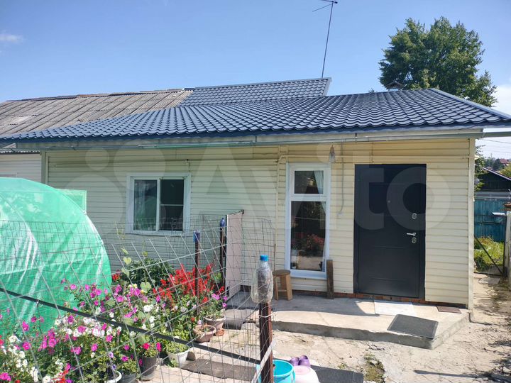 Дом 50 м² на участке 2 сот.