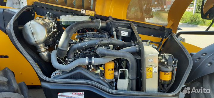 Телескопический погрузчик JCB LOADALL 531-70, 2021