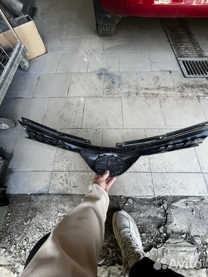 Решетка радиатора Toyota RAV4 4 CA40 2015-2019