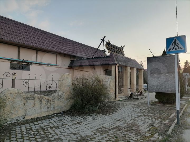 Торговая площадь, 975 м²