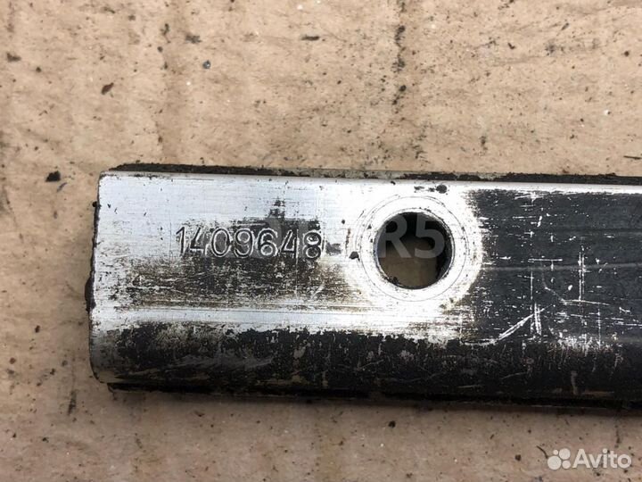 Топливная рампа Scania 144 4 2003 1409648