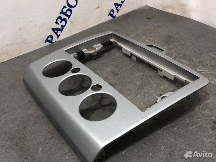 Рамка магнитолы ford focus 2