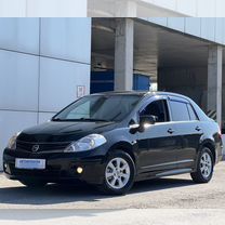 Nissan Tiida 1.6 AT, 2013, 122 000 км, с пробегом, цена 899 000 руб.