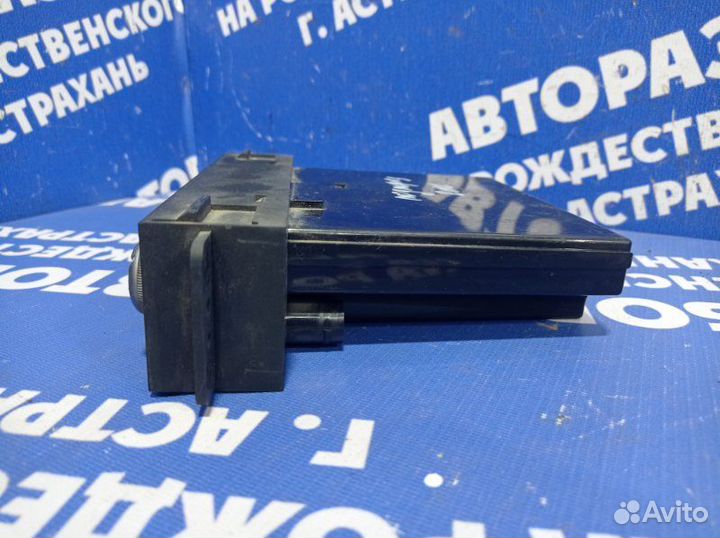 Блок управления печкой Mitsubishi Pajero 3