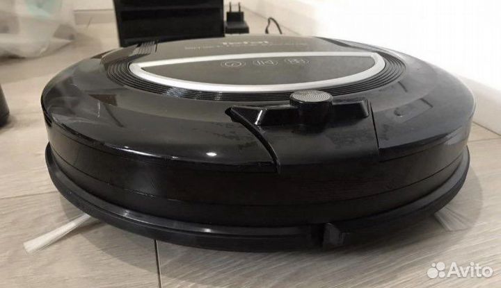 Робот пылесос