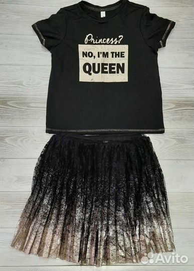 Юбка и футболка Акула