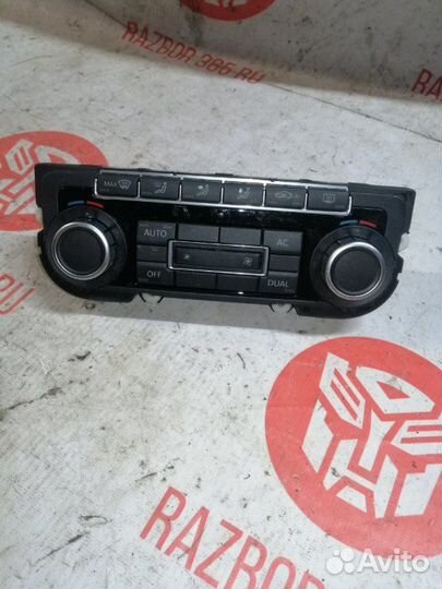 Блок управления климат-контролем Volkswagen Golf 6