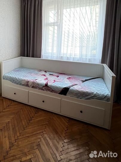 Кушетка IKEA хемнэс