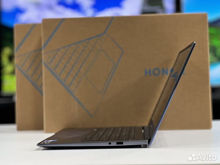 Новый Honor 14 IPS Ryzen 5 5500u SSD512g