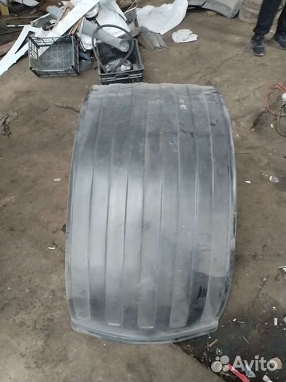 Грузовой подкрылок