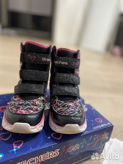 Ботинки демисезонные для девочки Skechers