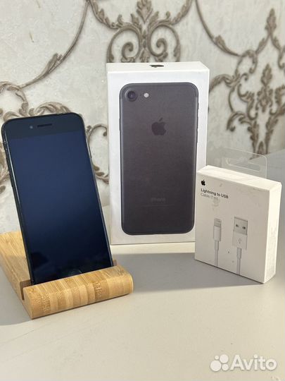 iPhone 7, 128 ГБ