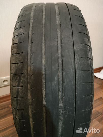 Yokohama Advan Sport V102 225/55 R17