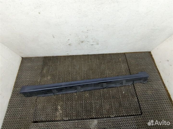 Накладка на порог Subaru Legacy (B15), 2018