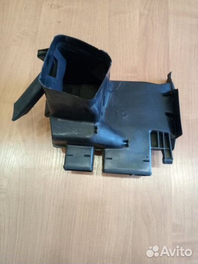 Воздуховод салона передний Volkswagen Passat B5