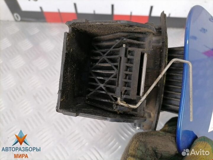 Лючок топливного бака Renault Megane 2 2005