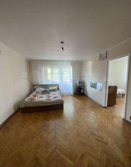 2-к. квартира, 50 м², 3/5 эт.