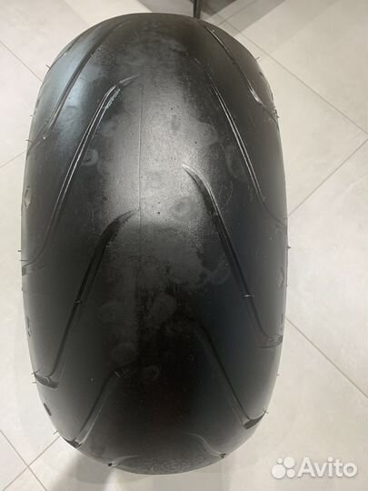 Мотошина michelin 240/40/18