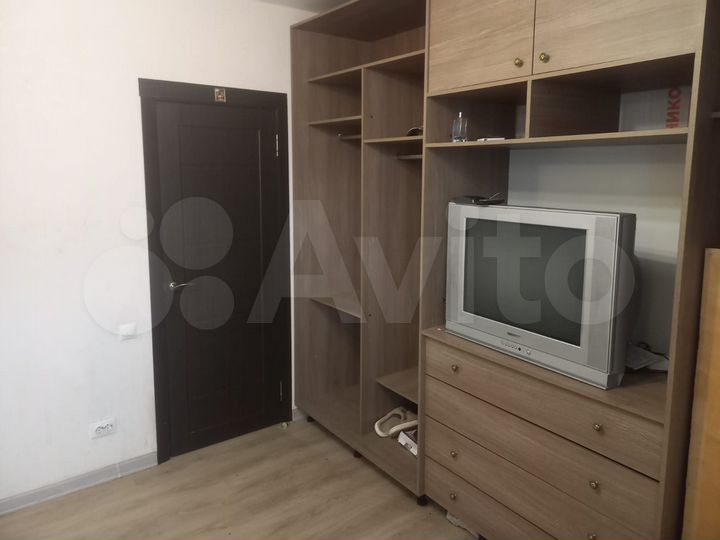 1-к. квартира, 40 м², 2/3 эт.