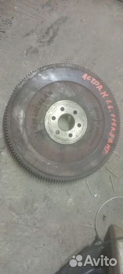 Маховик на Opel Astra H 1.6 115л AMT