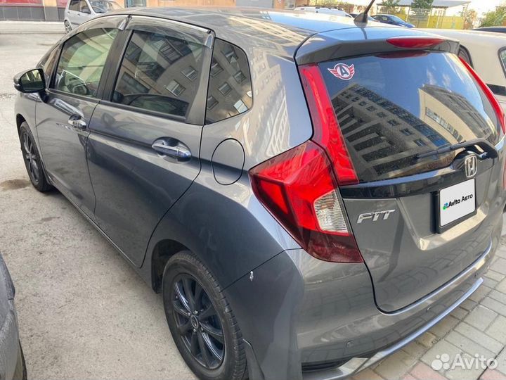 Honda Fit 1.3 CVT, 2018, 153 000 км