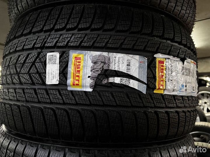 Pirelli Scorpion Winter 315/30 R22