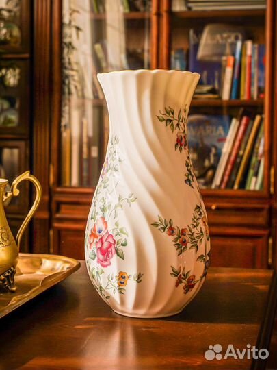 Винтажная ваза Wedgwood 