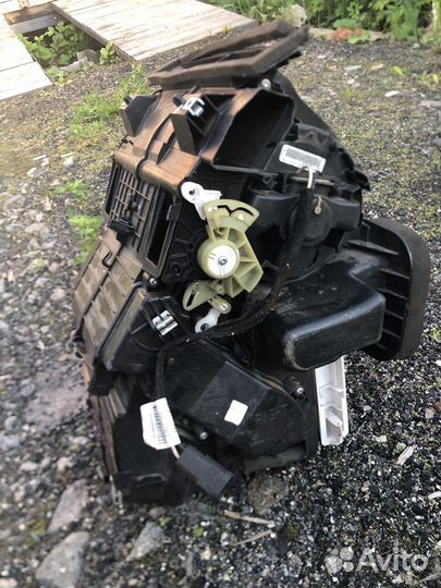 Корпус печки renault logan