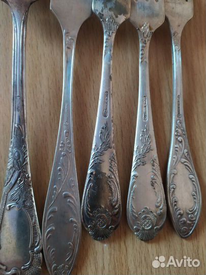 Набор столовых приборов