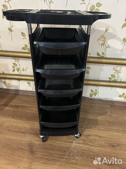 Тележка парикмахерская