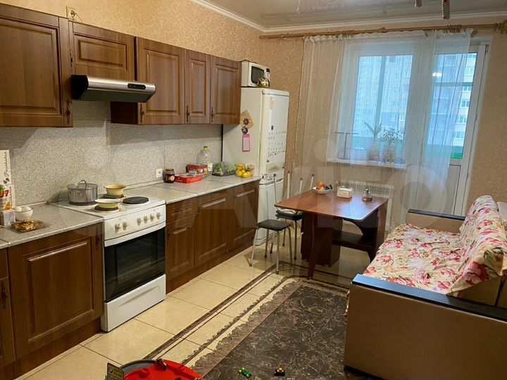 Комната 20 м² в 2-к., 10/25 эт.