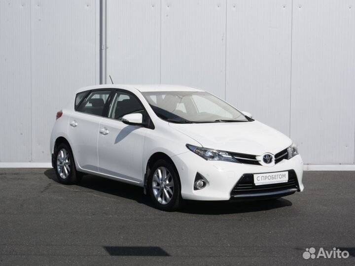 Toyota Auris 1.6 CVT, 2013, 115 000 км