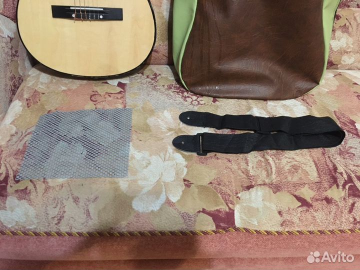 Классическая гитара 3/4