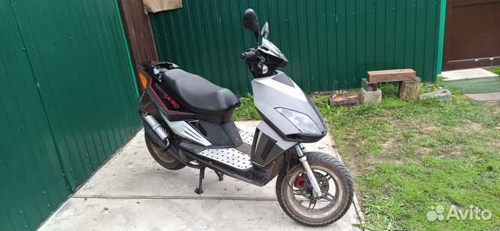 Скутер Stels Vortex 50