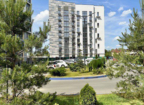 2-к. квартира, 71,5 м², 1/9 эт.