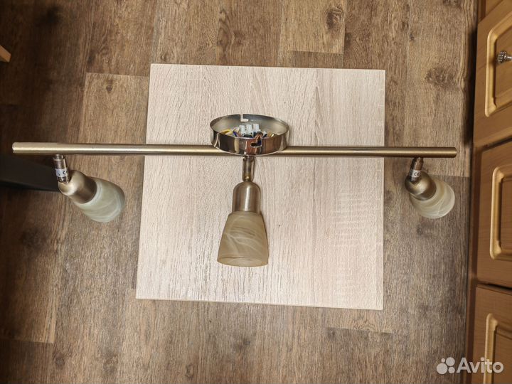 Светильник потолочный