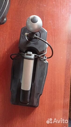 Игровой руль с педалями