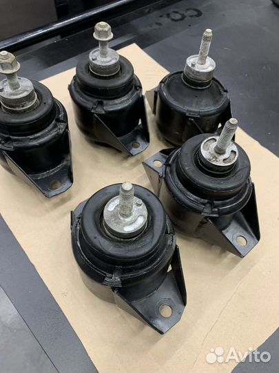Подушки двигателя Land Rover Defender Puma