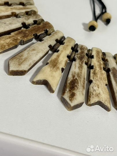 Колье из бивня