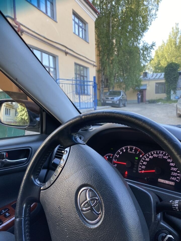 Toyota Camry: фото владельца