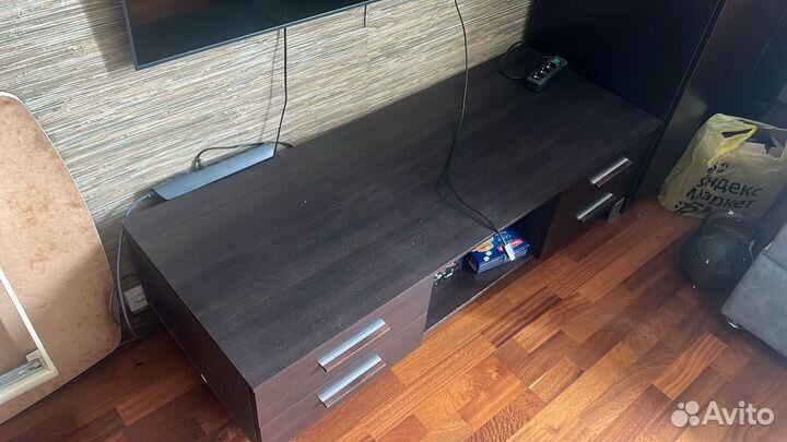 Тумба под телевизор