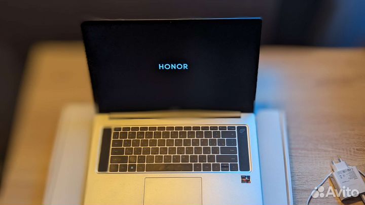 Honor magicbook 16