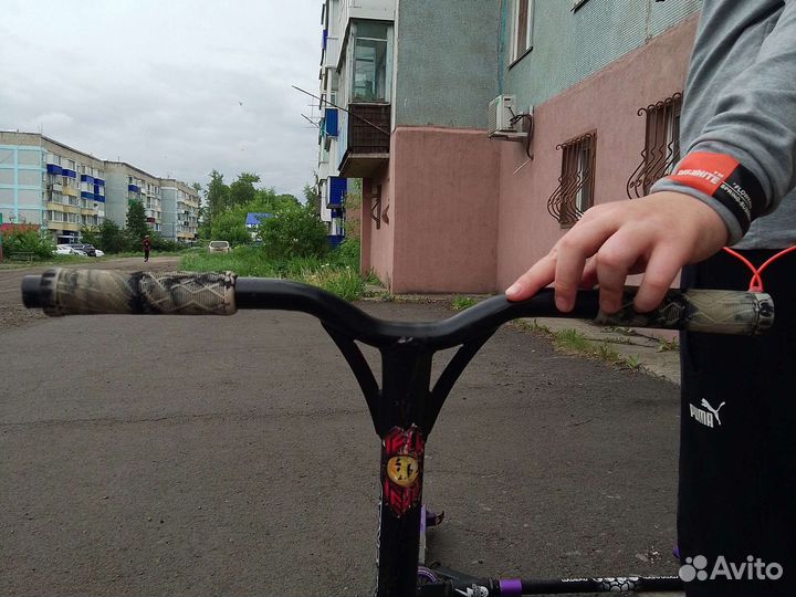 Трюковой самокат Tech Team