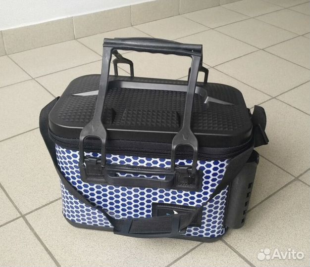 Ящик рыболовный с держателями удилищ размер XL