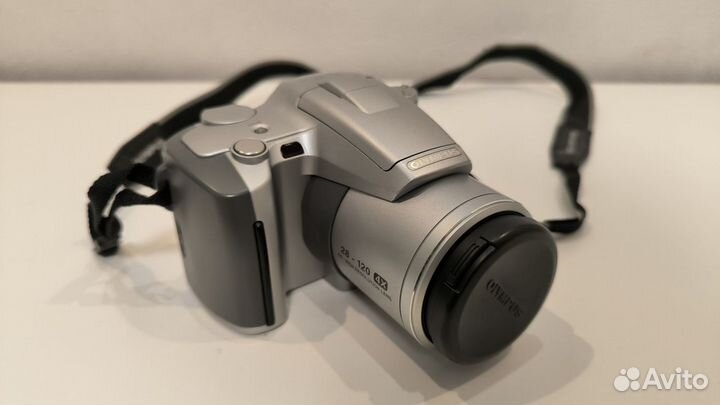 Плёночный фотоаппарат Olympus IS-500