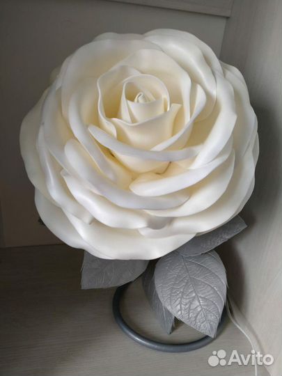 Роза-светильник для уюта вашего дома