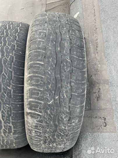 Bridgestone Dueler H/T 687 225/65 R17