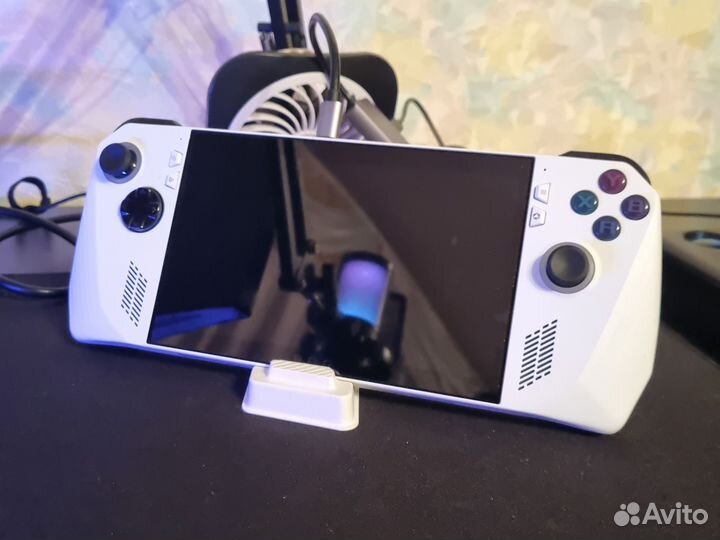 Asus ROG Ally Z1 Extreme 16/512 в наличии